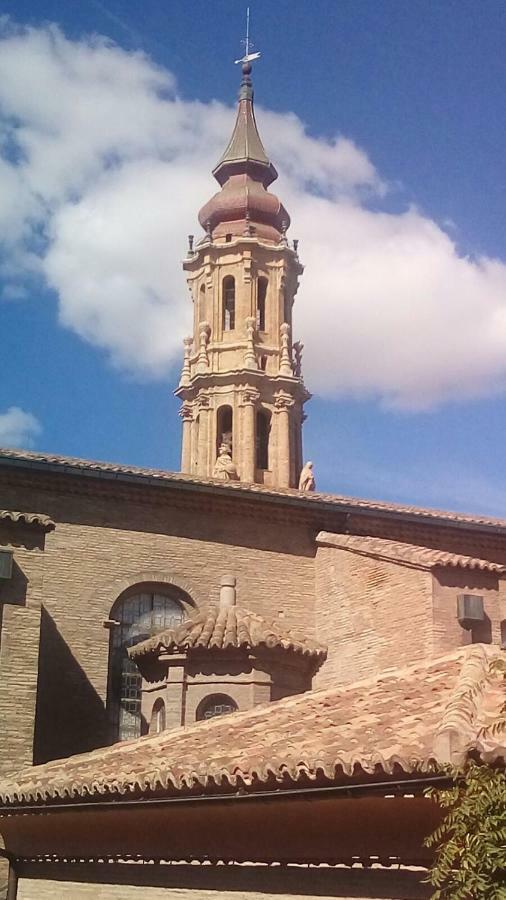 Ferienwohnung Dean Dos Catedrales Saragossa Exterior foto